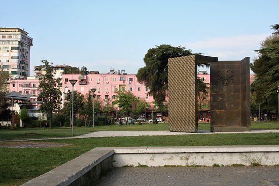 Independence Monument